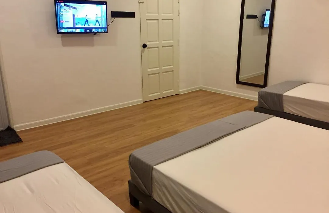 Homestay Kuala Terengganu By Radazos (pool, wifi)-1
